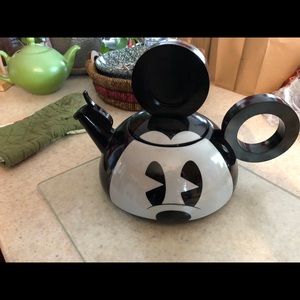 Disney Copco Mickey Mouse tea kettle